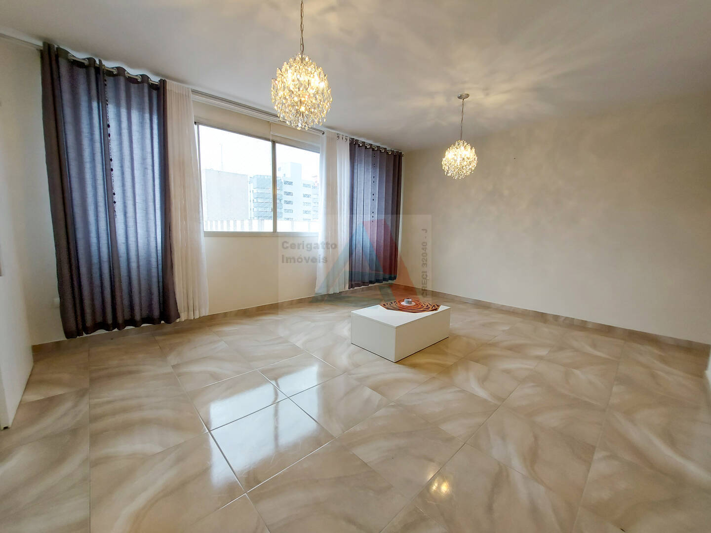 Apartamento à venda e aluguel com 3 quartos, 125m² - Foto 2