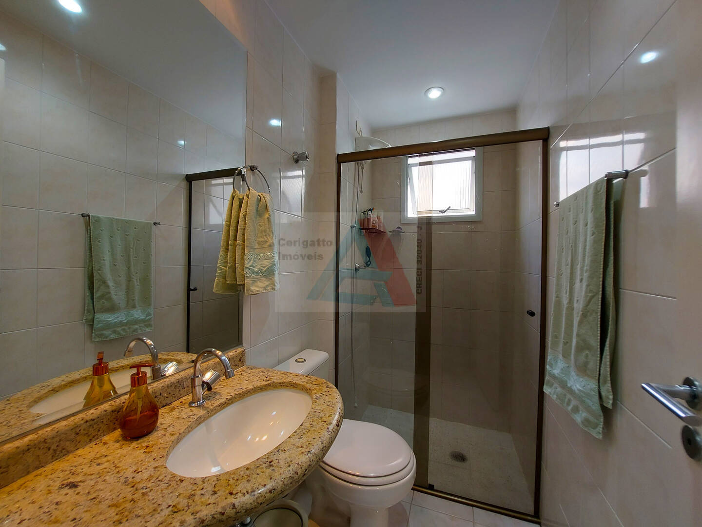 Apartamento para alugar com 2 quartos, 68m² - Foto 8