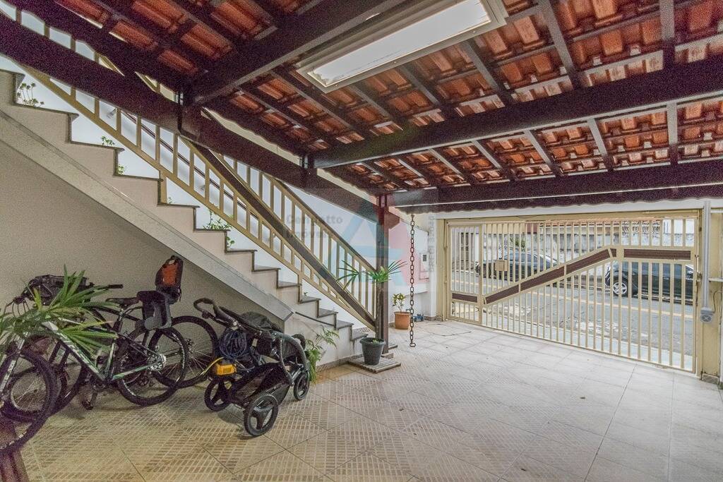 Casa para alugar com 3 quartos, 215m² - Foto 5