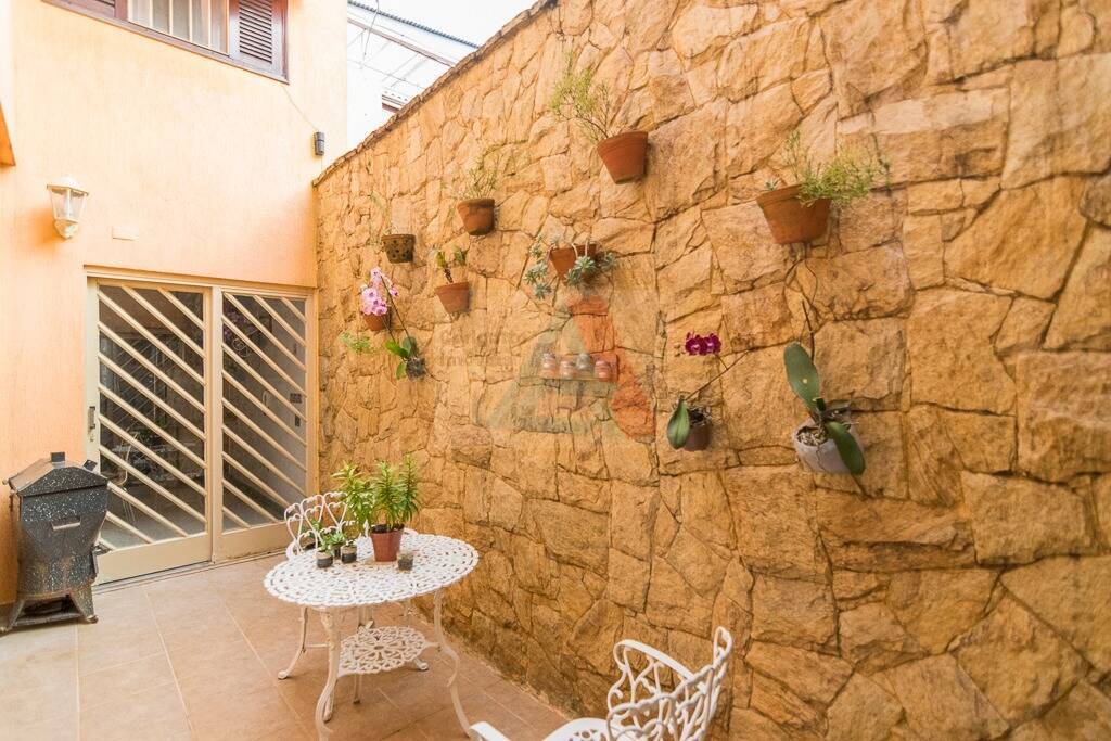 Casa para alugar com 3 quartos, 215m² - Foto 4