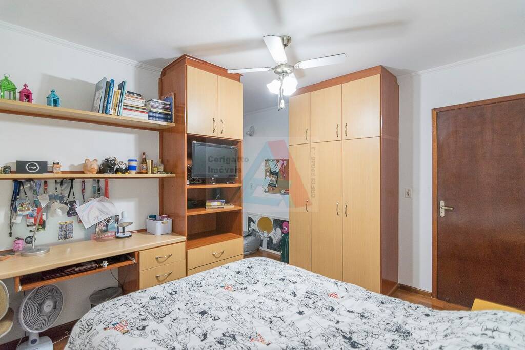 Casa para alugar com 3 quartos, 215m² - Foto 15